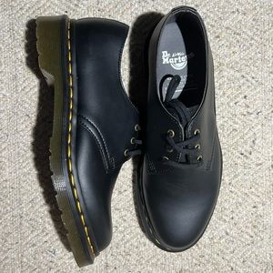 Dr. Martens Men’s Smooth Leather Oxford Shoes never worn